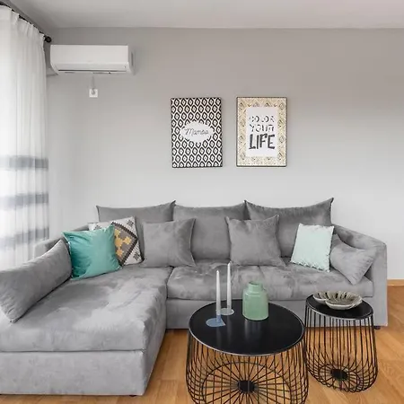 Charming Acropolis View Modern Design House 2bd